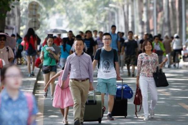 大一新生谈对大学的感受，梦想中的大学与现实中的大学区别