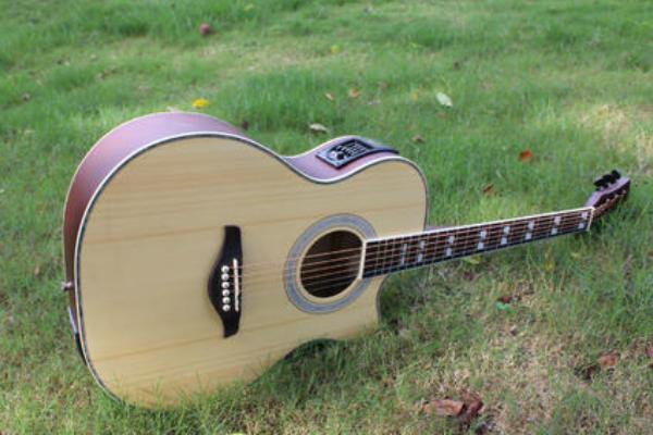 民谣吉他材质分类