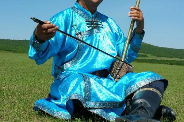 蒙古族特有的乐器有哪些