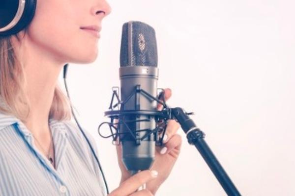 怎么找适合自己的配音老师，首先确认自己的声线及职业规划