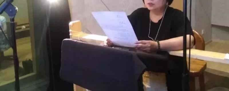故事配音的特点,相对比较温柔且语速缓慢