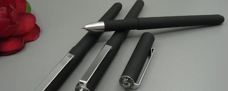 触控笔和电容笔的区别，导体材料、作用机制和适用对象不同