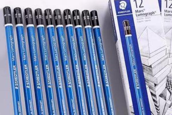用什么型号的素描铅笔，双数笔使用会比较多
