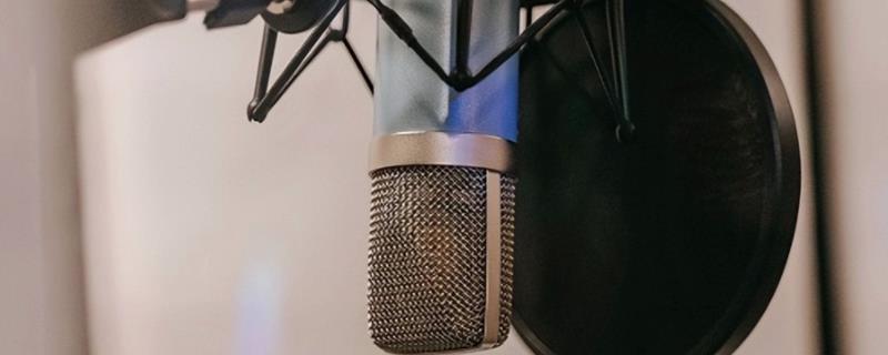 如何在配音时配好各种声线,首先要清楚的认识自己的声音
