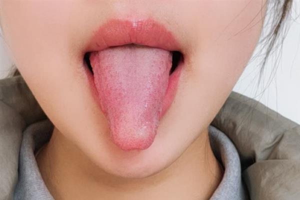 如何控制说话的节奏，可以多关注别人听自己话时的感受