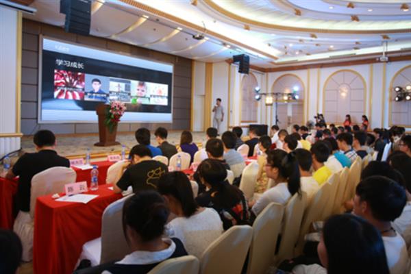 怎么才能条理清晰地发言，讲重点并且语言要简洁