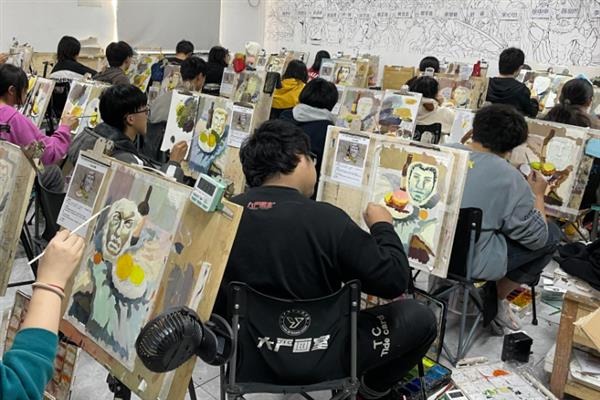 动漫插画设计需要什么技能，首先需要扎实的美术功底