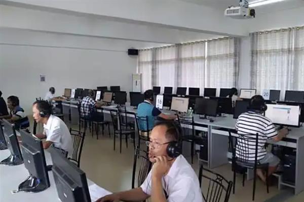 普通话考试能带资料吗，不可以带资料