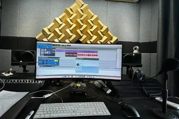 伪音声音虚怎么解决，放松呼吸肌肉，为声带训练做准备