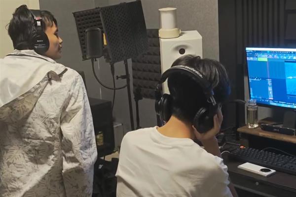 配音员胜任纪录片配音的方法，确定正确的情感基调是关键