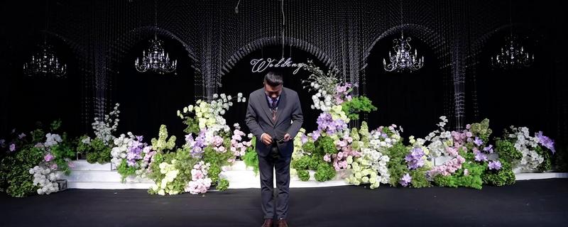 婚礼主持人有什么主持技巧,临场发挥调动各种情景因素创造氛围
