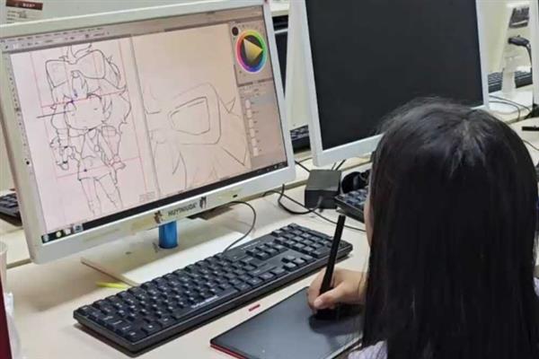 线上学插画学费贵不贵，一个学期的费用为2000元至上万元不等