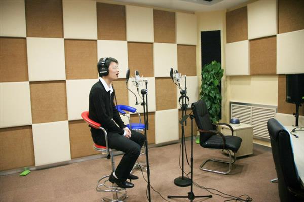 助眠配音的收入，收入是根据订阅人数而定的
