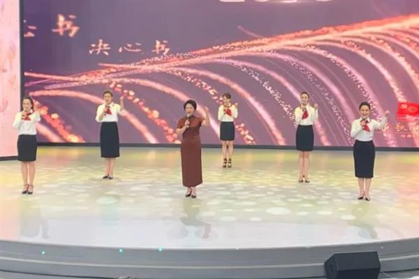 成为一个好的商演主持人的方法，主持活动时要做到随机应变