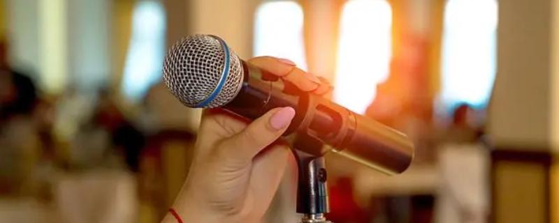 朗诵的声音怎么练，包括声带训练、呼吸训练等