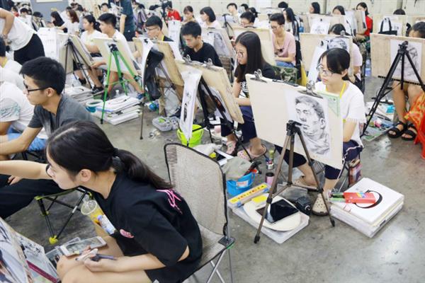 画画能不能直接学素描，新手从素描入手可提升造型能力和光影塑造能力