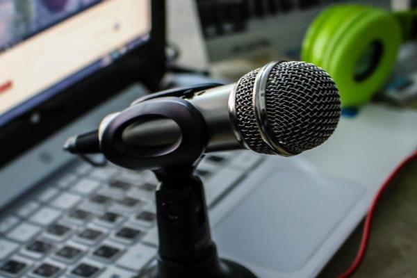 配音演员能不能为广播剧配音，通过试音便可获得配音剧本