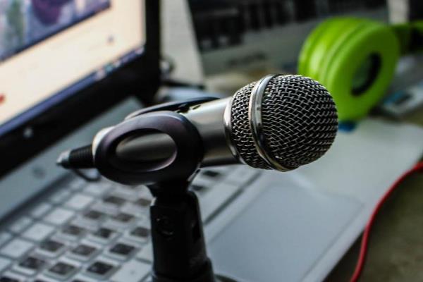 男生说话声音细会不会被人讨厌，一般不会被人讨厌