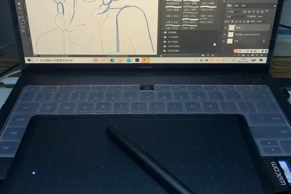 板绘和指绘哪个更难，板绘更容易控制线条的流畅性