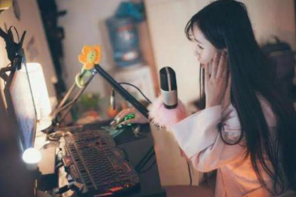 声音主播是不是一定要会唱歌，连载朗读有声书、向配音类剧情发展也可以