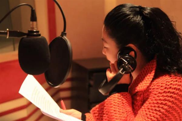 如何才能让声音变得魅惑，尾音尽量上扬