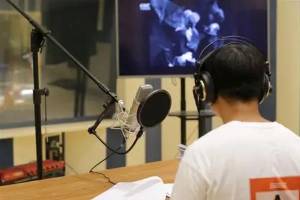 怎么配章鱼哥的声音，要用鼻腔发声