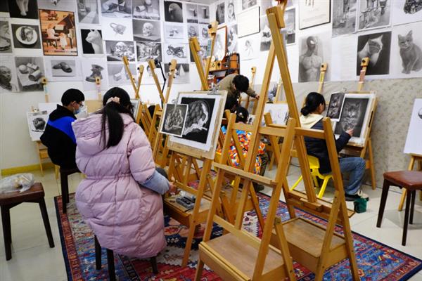 学习古风插画可以找什么工作，美术场景设计、图书出版等岗位均可胜任