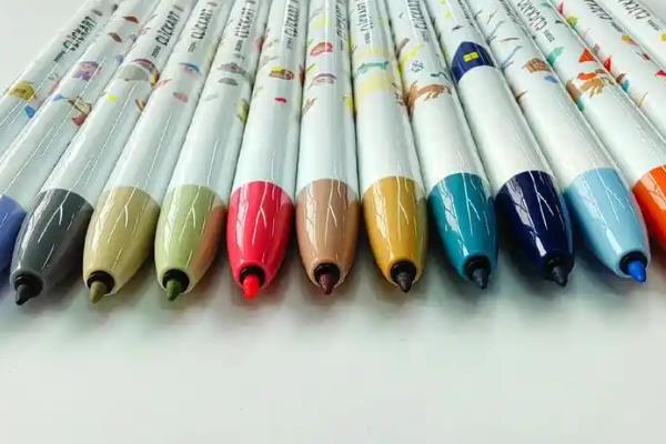 儿童用水彩笔好还是马克笔好，最好选择水彩笔