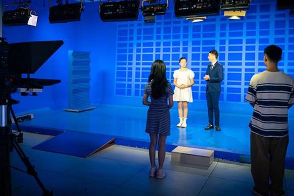 播音练声内容，包括打开空腔、口部操等