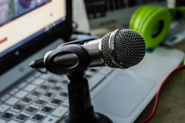 为什么配音要贴合人物，是为了让声画可以达到和谐和统一