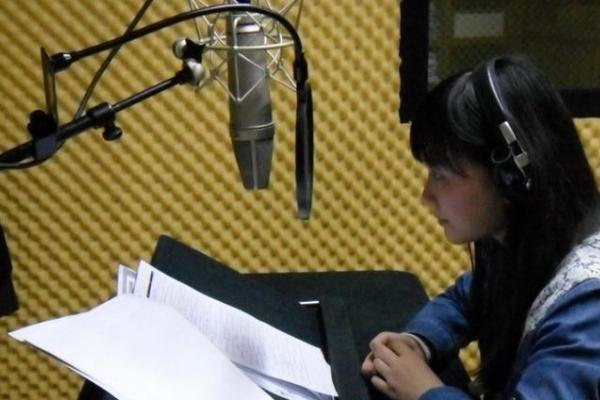 业余播音主持赚钱多吗，收入的高低取决于努力程度
