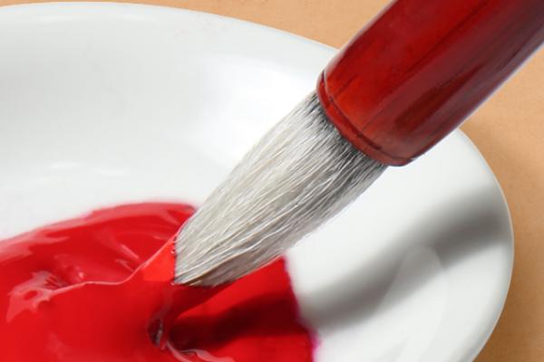 水墨画用哪种笔和颜料，主要使用毛笔和墨