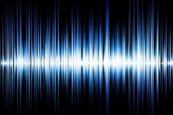 男生说话怎么增加声音的磁性，降低音调，控制好气息