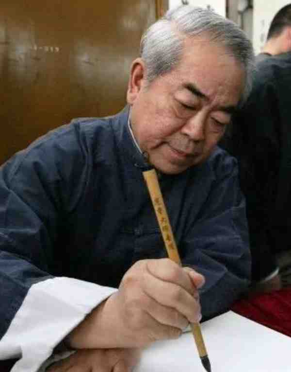 范曾书法最好一幅作品是什么 范曾字画多少钱一平尺