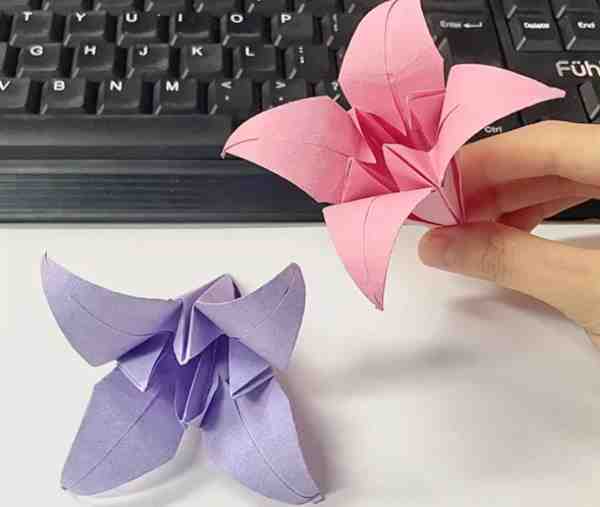 百合花手工折纸教程好看易学版