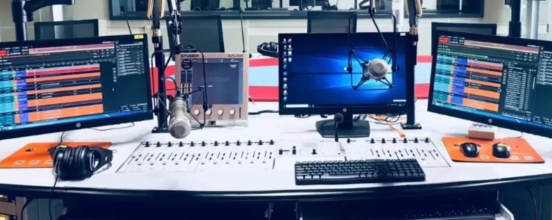大学播音主持要学什么,播音创作基础、播音发声等专业性较强的课程都要学习