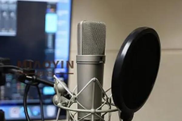 声音好听适合做什么，可向直播、配音等方面发展