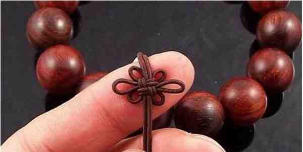 手串编绳系列: 三通蝴蝶结怎么打(含编法图解)