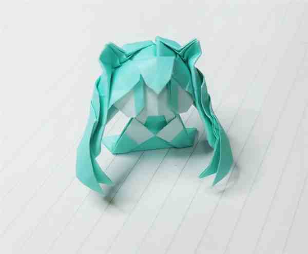 折纸| 三角形对折成娃娃的脸(初音未来)教程