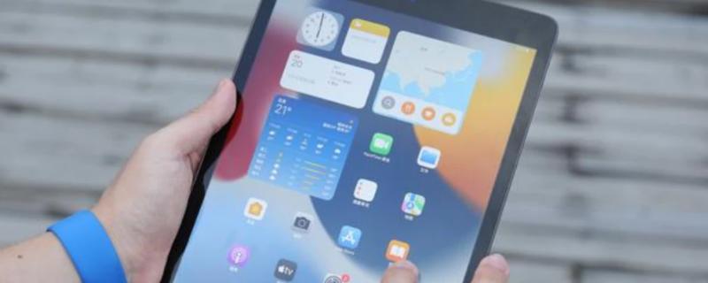 如何选择画插画的平板，ipad更加流畅、同等价位质量更好