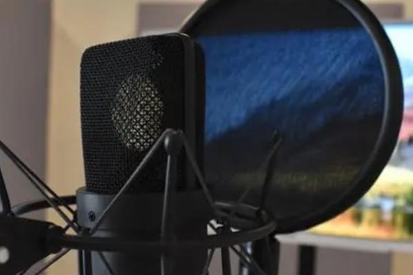 怎么练温柔的声音，放慢语速、控制音调