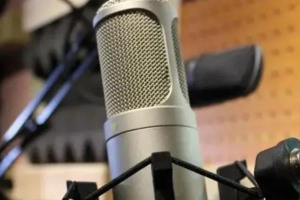 林黛玉的配音技巧，要根据人物形象特点进行创作