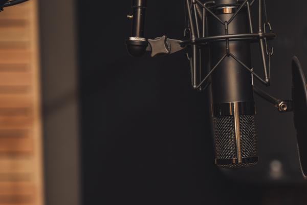有哪些配音好的纪录片，推荐舌尖上的中国、风味人间等