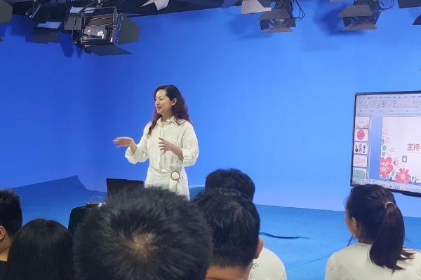 主持人语言训练误区，常见以下4点
