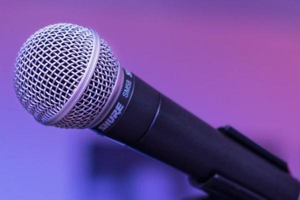 嗓音的发声类型，常见的有戏剧性女高音、抒情女高音、花腔女高音等