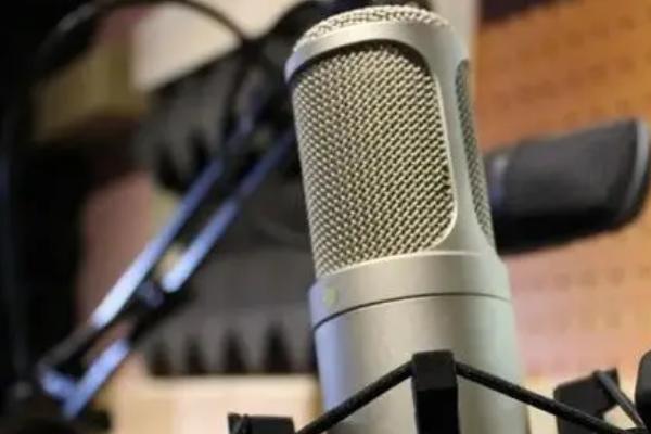 配音里独白、对白和旁白怎么说，对白是用来进行剧情的推进的