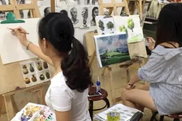 美术生能不能自学插画，可以直接学习板绘