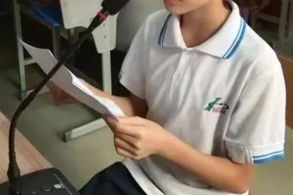 学播音主持多久出成果，最少学习半年以上